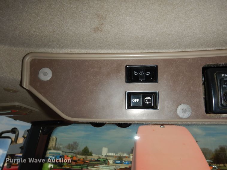 image for item DI6777 Kubota M108X  MFWD tractor