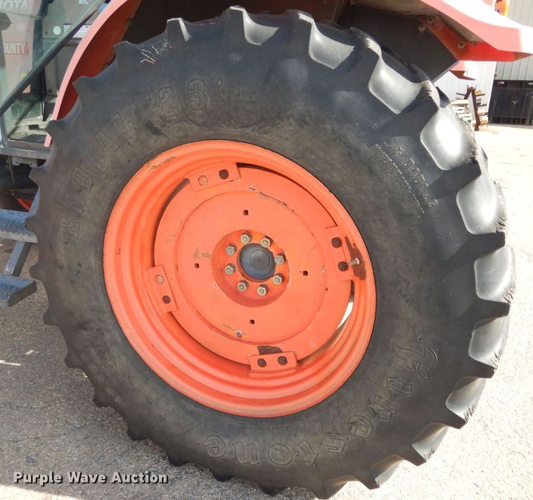 image for item DI6777 Kubota M108X  MFWD tractor
