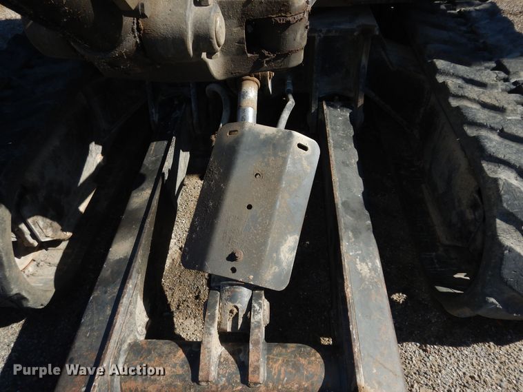 image for item DI6792 2011 Bobcat E32  mini excavator