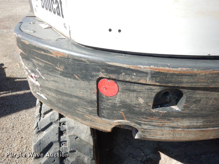 image for item DI6792 2011 Bobcat E32  mini excavator