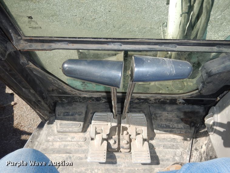 image for item DI6792 2011 Bobcat E32  mini excavator