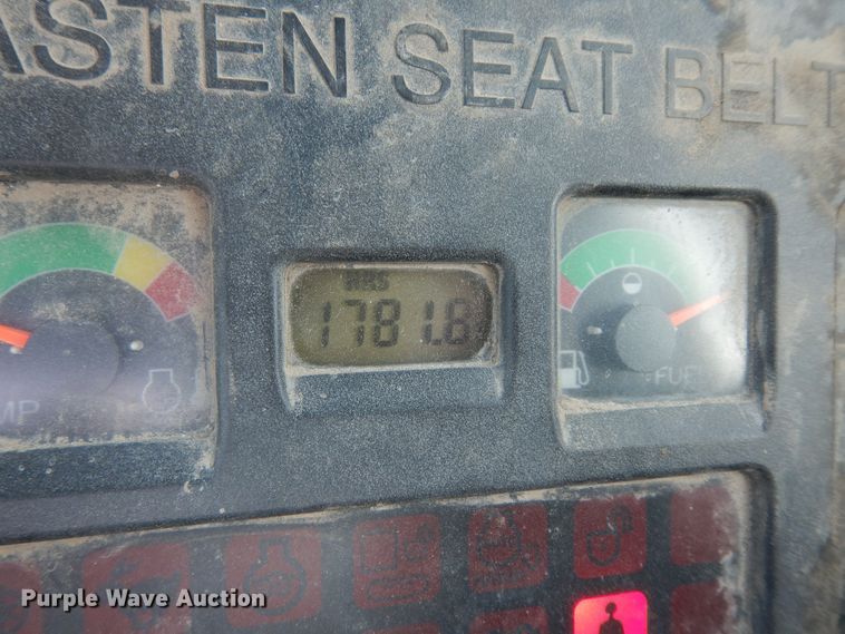 image for item DI6792 2011 Bobcat E32  mini excavator