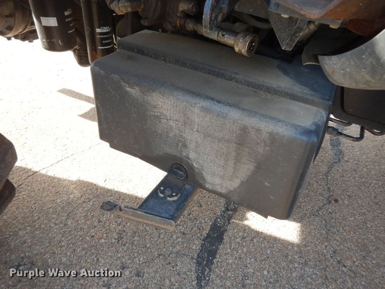 image for item DI6800 2008 New Holland T6030  MFWD tractor