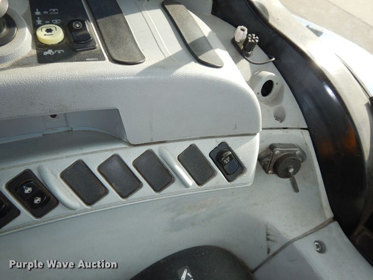 image for item DI6800 2008 New Holland T6030  MFWD tractor