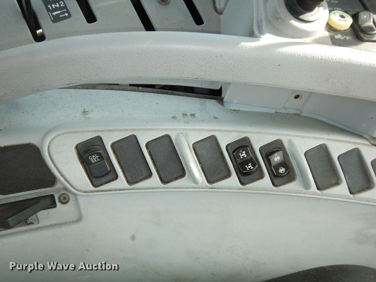 image for item DI6800 2008 New Holland T6030  MFWD tractor