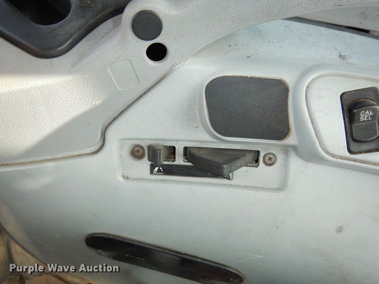 image for item DI6800 2008 New Holland T6030  MFWD tractor