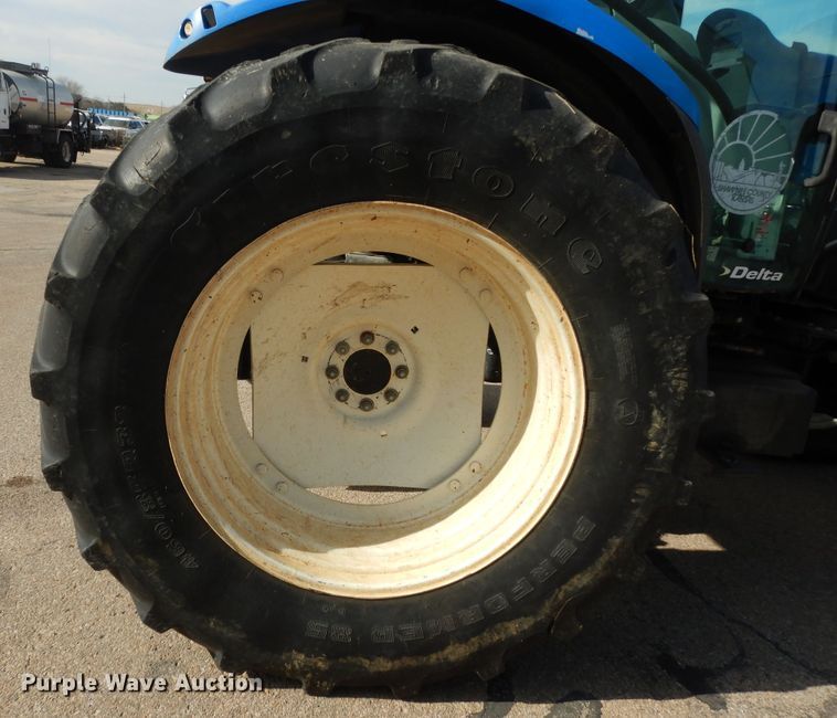 image for item DI6800 2008 New Holland T6030  MFWD tractor