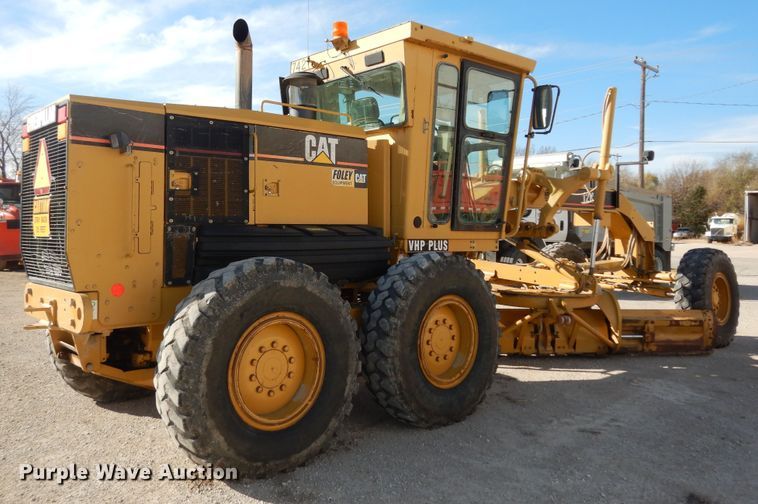image for item DI6829 2004 Caterpillar 12H VHP Plus  rigid frame motor grader