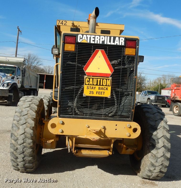 image for item DI6829 2004 Caterpillar 12H VHP Plus  rigid frame motor grader