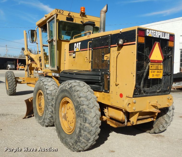 image for item DI6829 2004 Caterpillar 12H VHP Plus  rigid frame motor grader