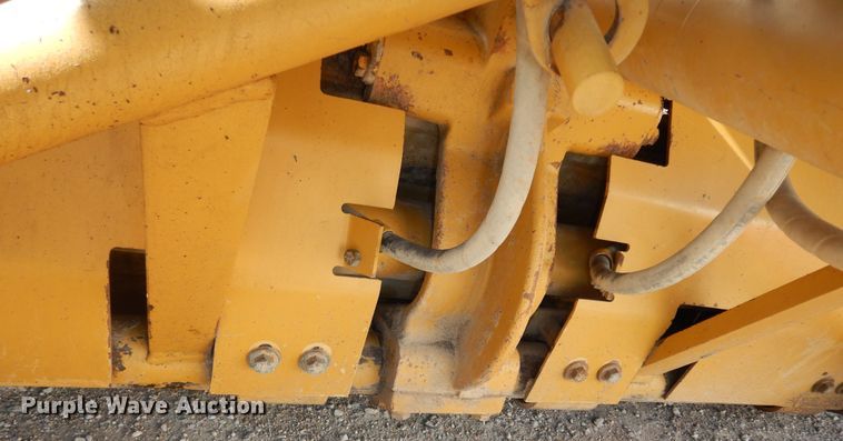 image for item DI6829 2004 Caterpillar 12H VHP Plus  rigid frame motor grader