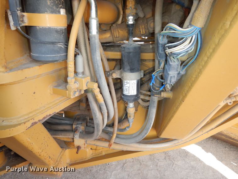 image for item DI6829 2004 Caterpillar 12H VHP Plus  rigid frame motor grader