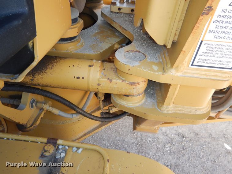 image for item DI6829 2004 Caterpillar 12H VHP Plus  rigid frame motor grader