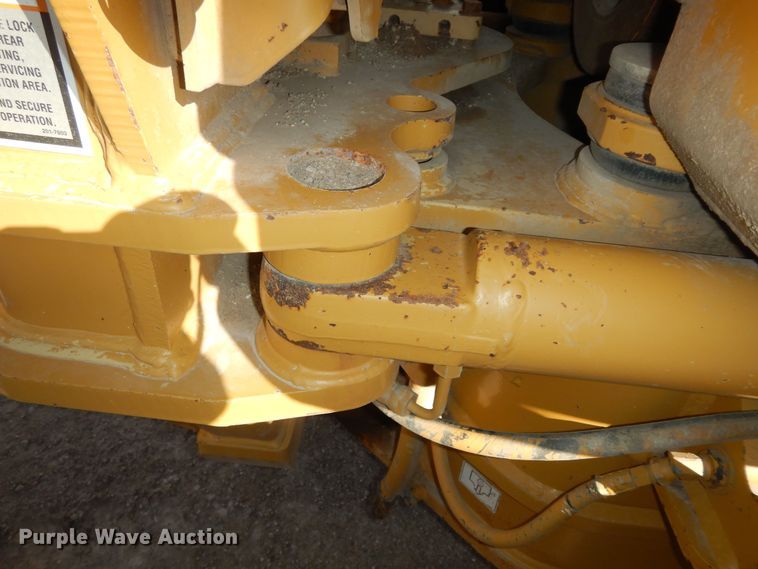 image for item DI6829 2004 Caterpillar 12H VHP Plus  rigid frame motor grader