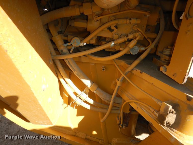 image for item DI6829 2004 Caterpillar 12H VHP Plus  rigid frame motor grader