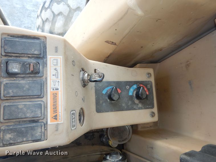 image for item DI6829 2004 Caterpillar 12H VHP Plus  rigid frame motor grader