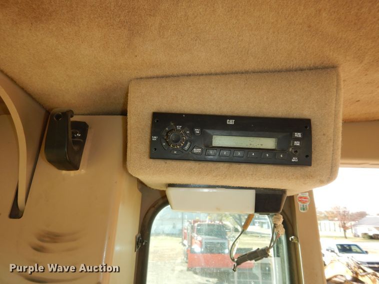 image for item DI6829 2004 Caterpillar 12H VHP Plus  rigid frame motor grader