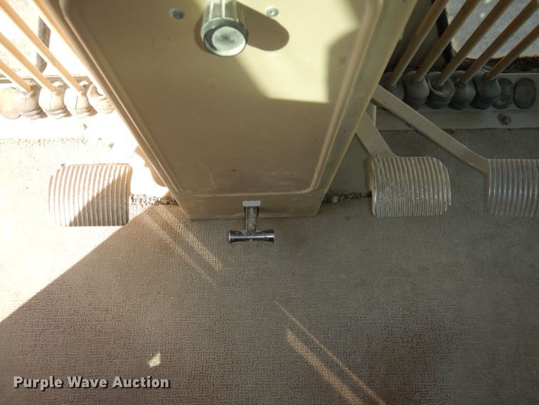 image for item DI6829 2004 Caterpillar 12H VHP Plus  rigid frame motor grader