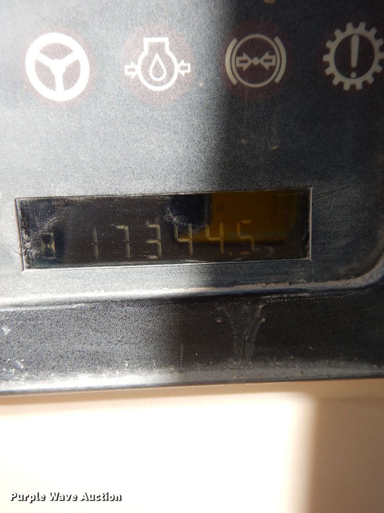 image for item DI6829 2004 Caterpillar 12H VHP Plus  rigid frame motor grader