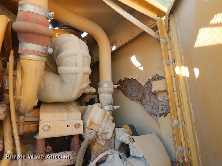 image for item DI6829 2004 Caterpillar 12H VHP Plus  rigid frame motor grader