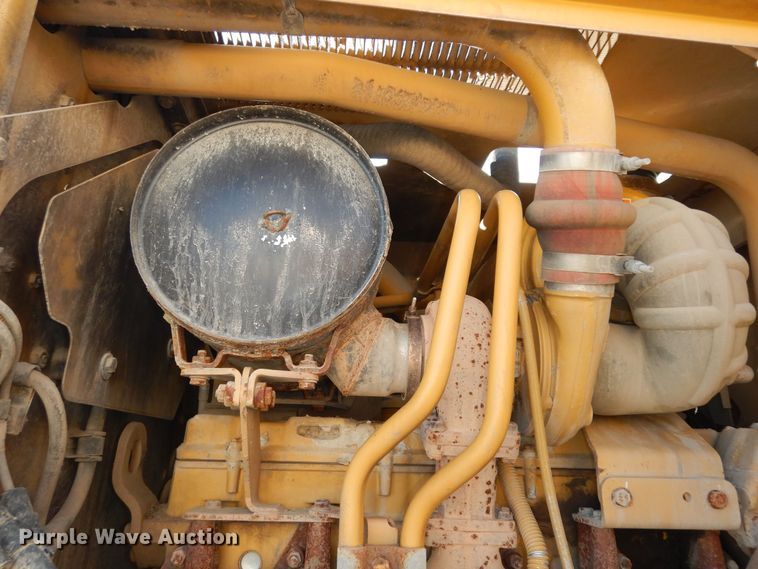 image for item DI6829 2004 Caterpillar 12H VHP Plus  rigid frame motor grader