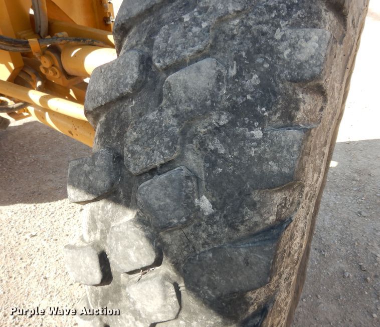 image for item DI6829 2004 Caterpillar 12H VHP Plus  rigid frame motor grader