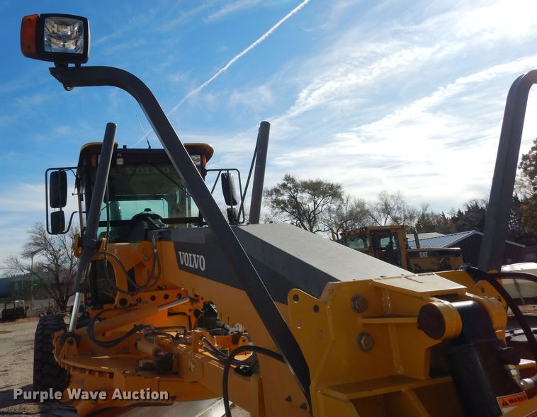 image for item DI6830 2014 Volvo G940B  motor grader