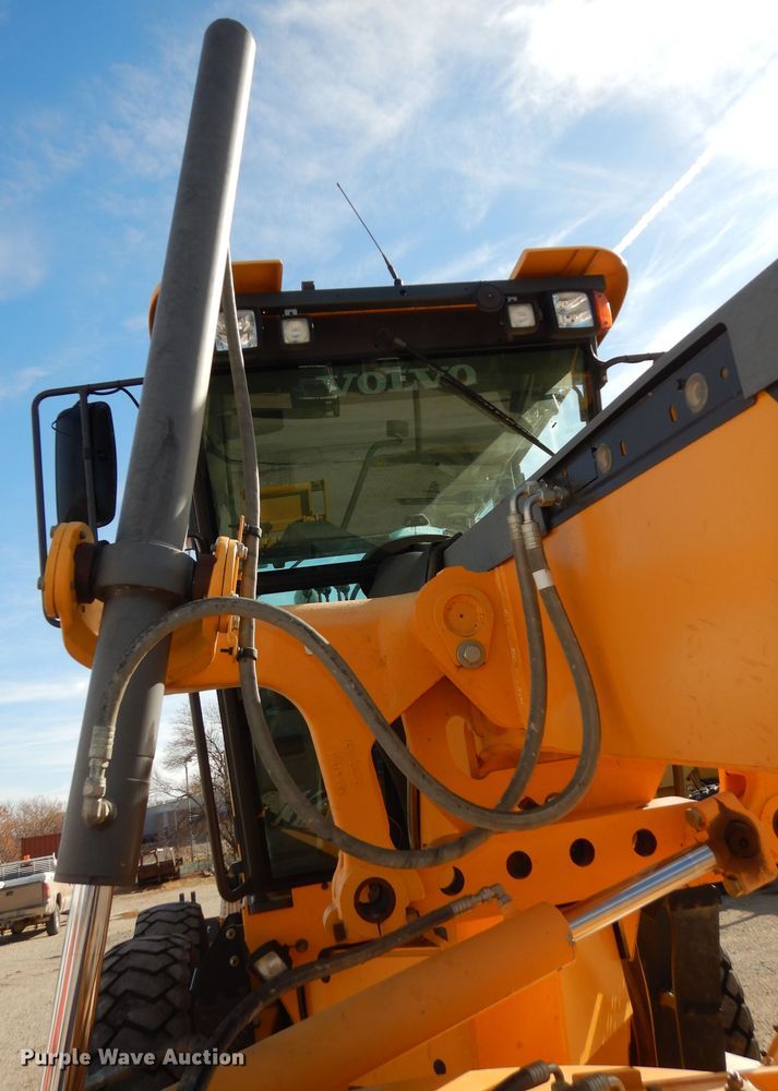 image for item DI6830 2014 Volvo G940B  motor grader