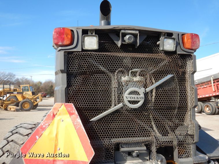 image for item DI6830 2014 Volvo G940B  motor grader