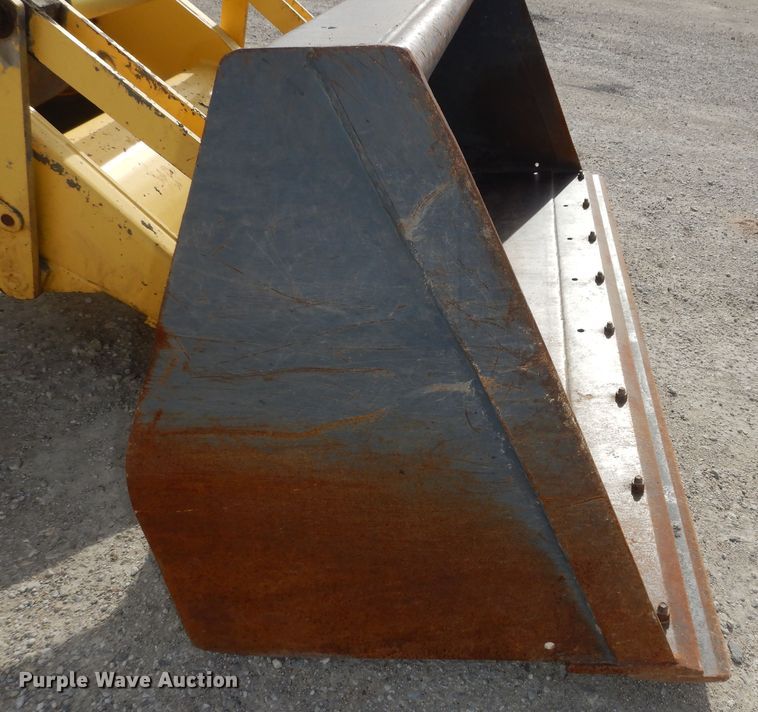 image for item DI6834 2001 New Holland LB110  backhoe