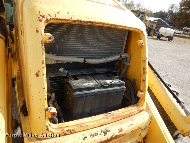 image for item DI6834 2001 New Holland LB110  backhoe