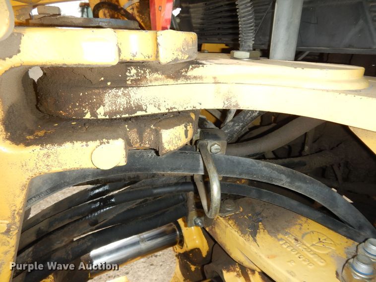 image for item DI6834 2001 New Holland LB110  backhoe