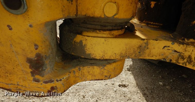 image for item DI6834 2001 New Holland LB110  backhoe