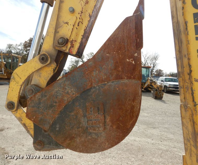 image for item DI6834 2001 New Holland LB110  backhoe
