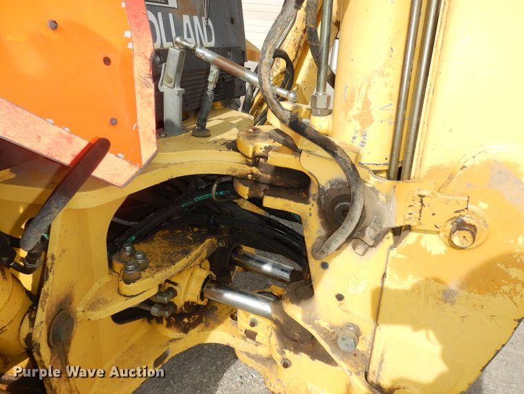 image for item DI6834 2001 New Holland LB110  backhoe