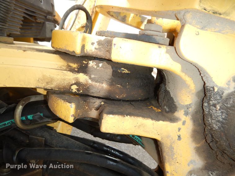 image for item DI6834 2001 New Holland LB110  backhoe