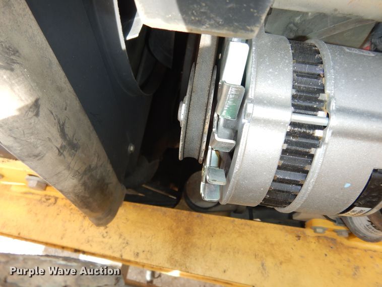 image for item DI6834 2001 New Holland LB110  backhoe