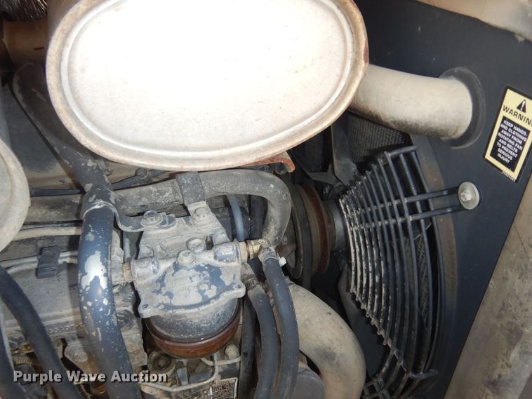 image for item DI6834 2001 New Holland LB110  backhoe