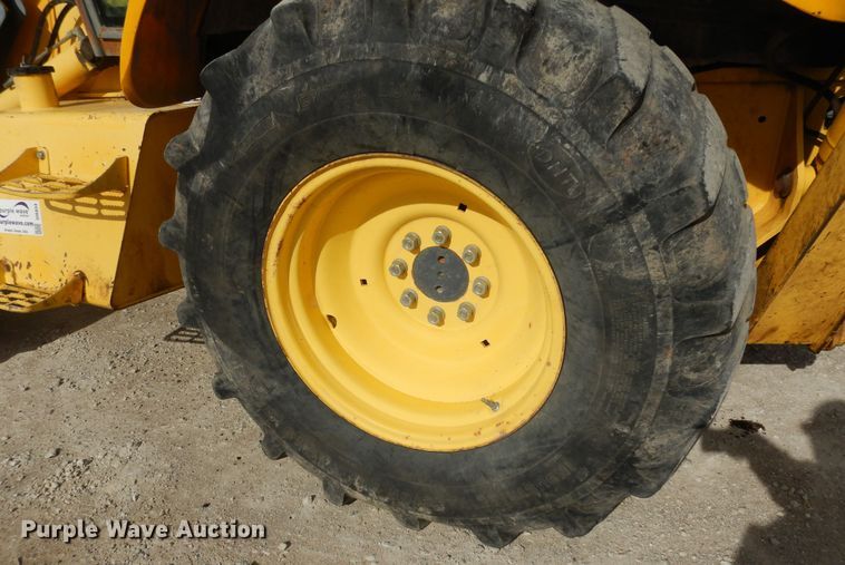 image for item DI6834 2001 New Holland LB110  backhoe