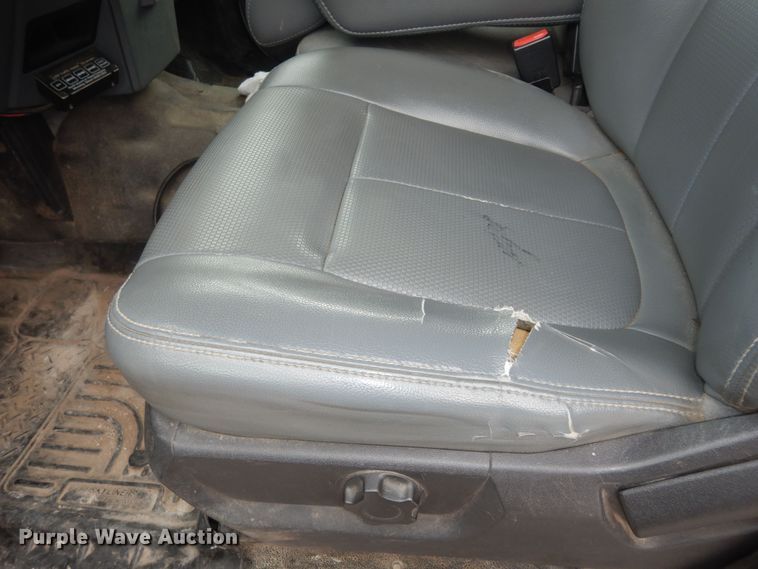 image for item DI6836 2011 Ford F450 Super Duty XL  Crew Cab dump truck