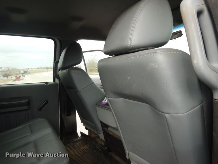 image for item DI6836 2011 Ford F450 Super Duty XL  Crew Cab dump truck