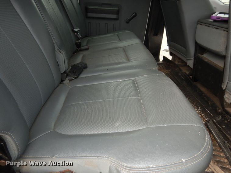 image for item DI6836 2011 Ford F450 Super Duty XL  Crew Cab dump truck