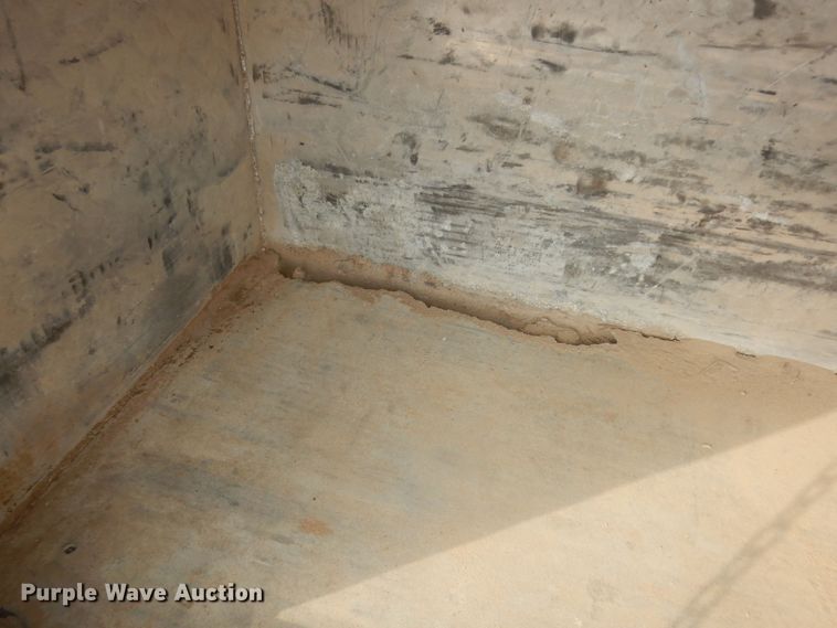 image for item DI6836 2011 Ford F450 Super Duty XL  Crew Cab dump truck