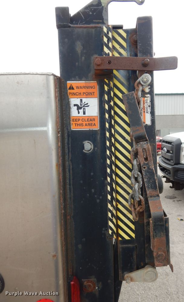 image for item DI6836 2011 Ford F450 Super Duty XL  Crew Cab dump truck