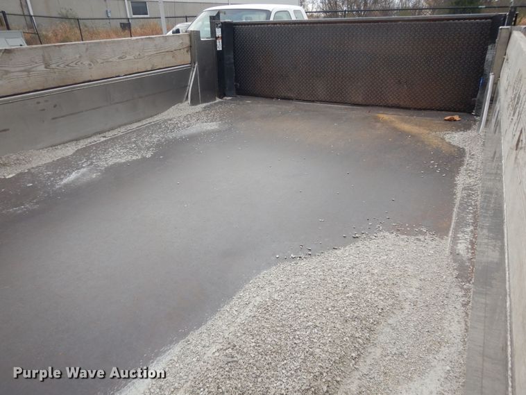 image for item DI6836 2011 Ford F450 Super Duty XL  Crew Cab dump truck