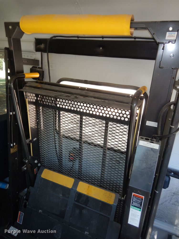 image for item DM3145 2002 Thomas  school bus