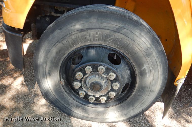 image for item DM3145 2002 Thomas  school bus