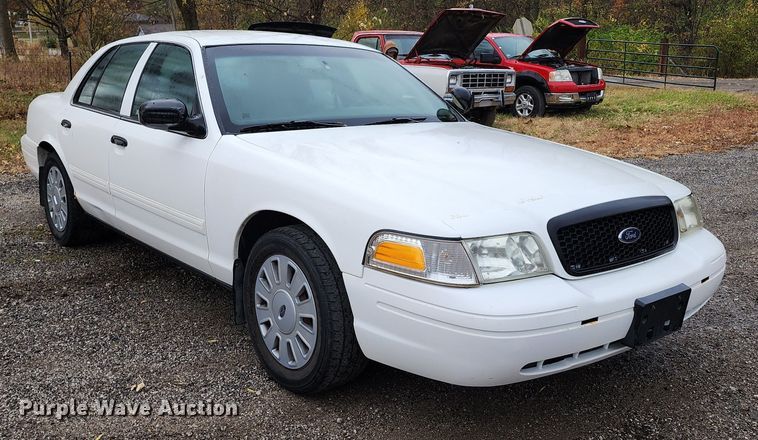 image for item DM4785 2010 Ford Crown Victoria Police Interceptor