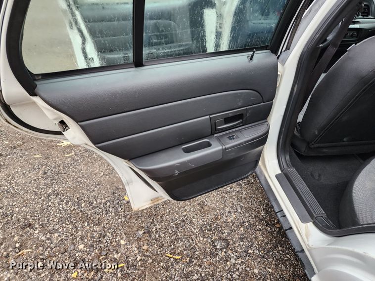 image for item DM4785 2010 Ford Crown Victoria Police Interceptor