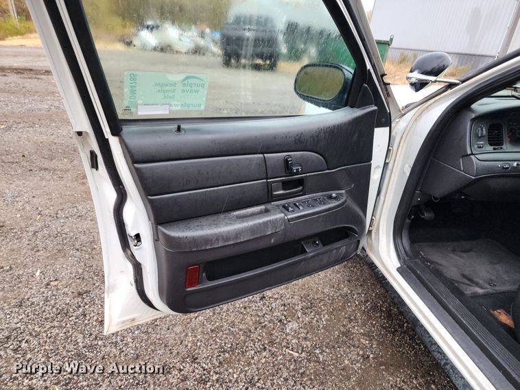 image for item DM4785 2010 Ford Crown Victoria Police Interceptor